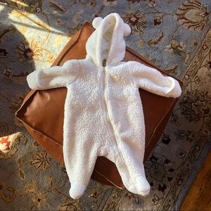 Carter’s Hooded Sherpa Pram Bunting